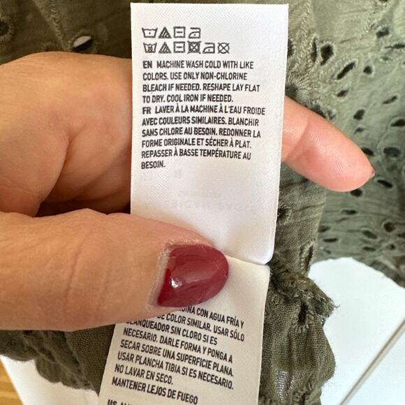 AE Women's Olive Green 100% Cotton Eyelet Smocked Back Flowy Blouse, Size M, EUC - Picture 6 of 6